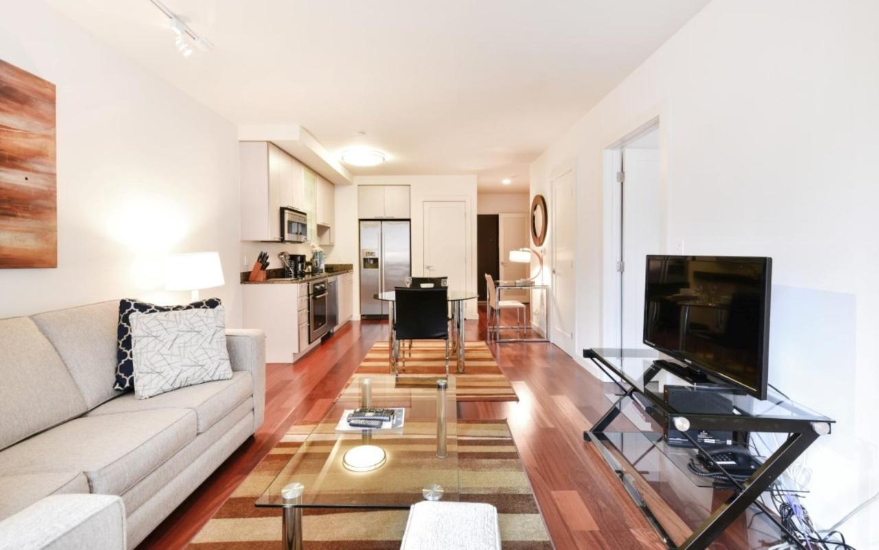 Global Luxury Suites At Boston Garden Bagian luar foto