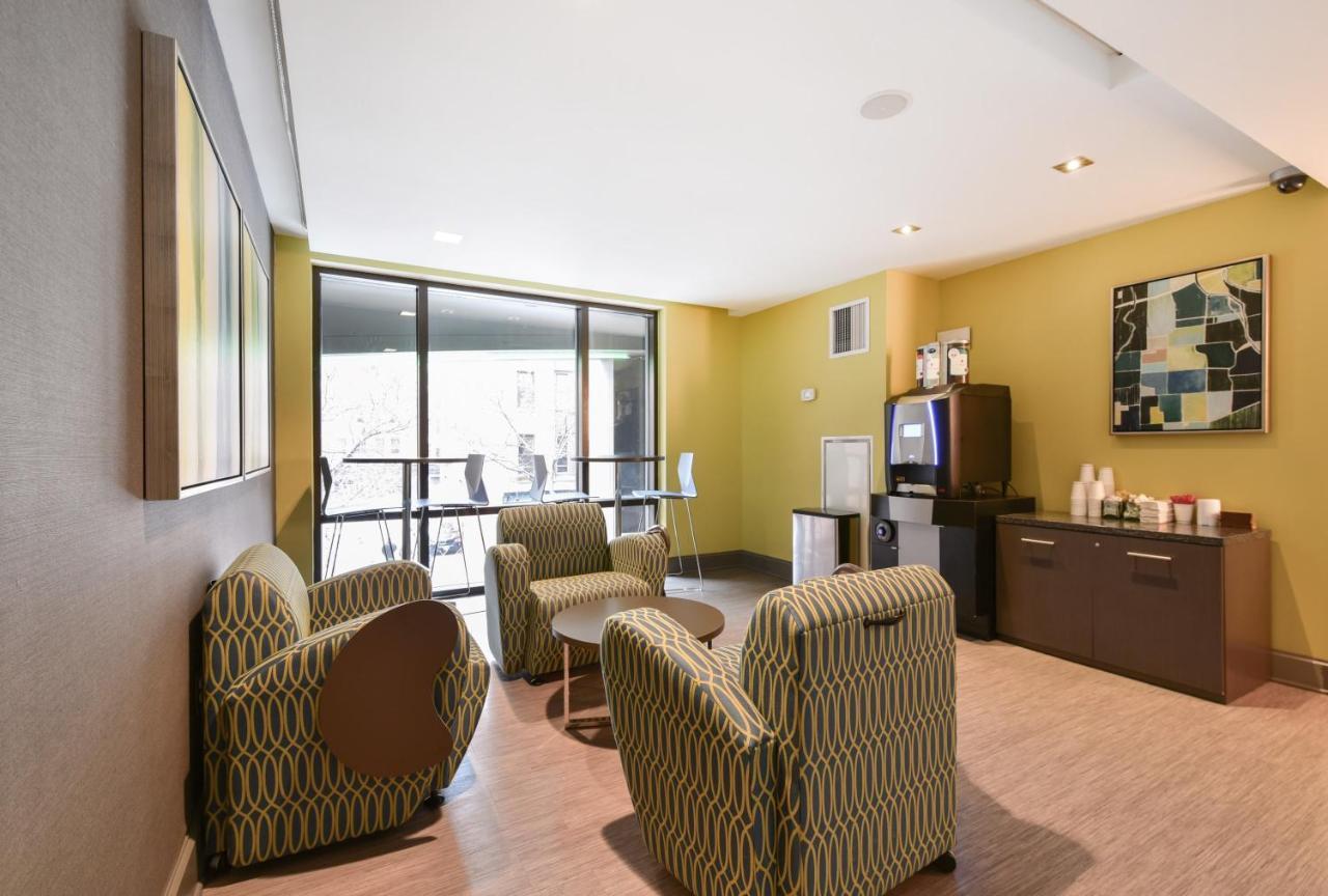 Global Luxury Suites At Boston Garden Bagian luar foto