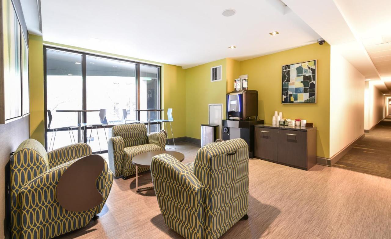 Global Luxury Suites At Boston Garden Bagian luar foto
